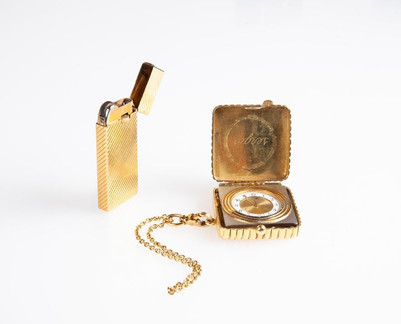 Set di Accendino e Orologio da Tasca in Oro