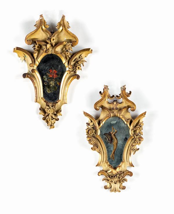 Due specchierine in legno dorato, XVIII e XIX secolo