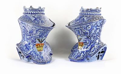 Coppia di Grandi Vasi in Maiolica, Cantagalli