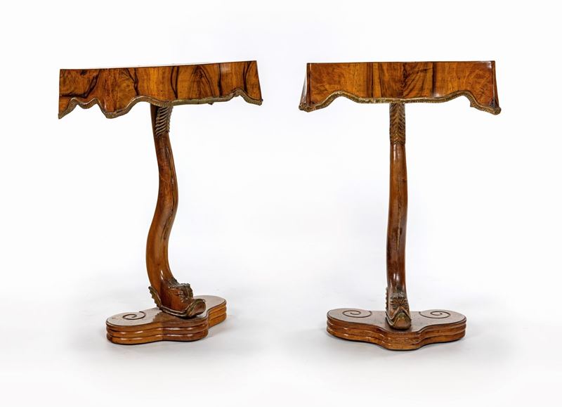 Coppia di Piccole Console in Radica, XX Secolo