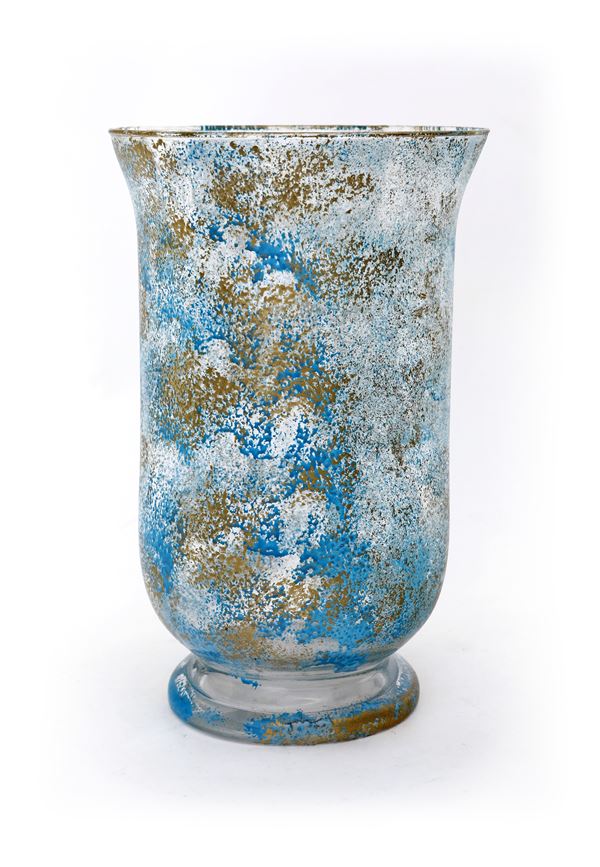 Vaso in vetro incolore dipinto azzurro e oro