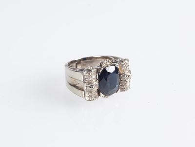 Anello in Oro, Zaffiro e Brillanti