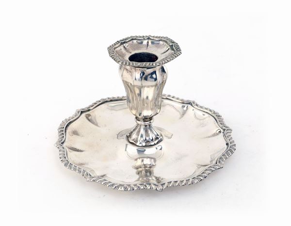 Portacandela in metallo argentato a forma di vaso  - Asta Asta a Tempo a Libera Offerta - Arredi per la Tavola in Silver Plated - Casa d'Aste Arcadia