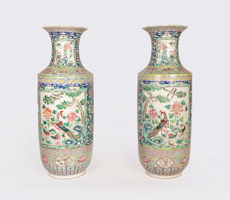 Coppia di Vasi in Porcellana, Cina, Fine del XIX Secolo