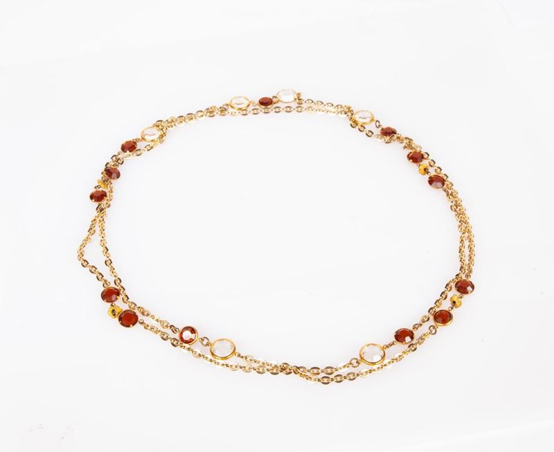 Collana in Metallo Dorato e Strass