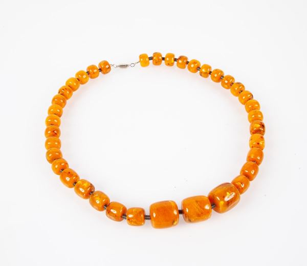 Collana con ambra miele baltica