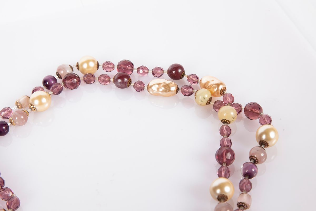 Collana in Pietre Dure, Simil Perle, Chiusura in Metallo Dorato