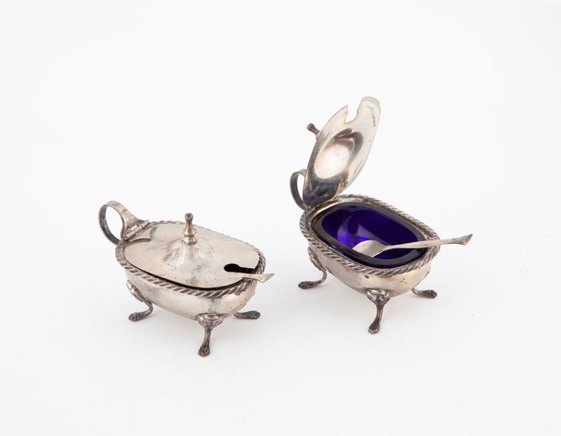 Coppia di Saliere in Argento con Vaschetta in Vetro Blu