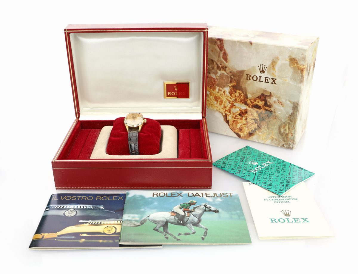 Rolex Date Just Donna in Oro, Cinturino in Pelle, Vetro Zaffiro