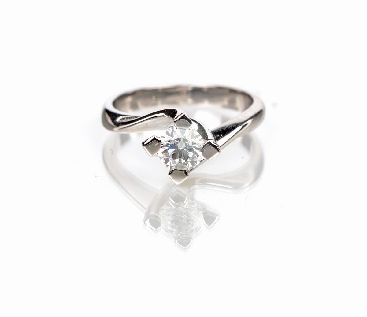 Anello Solitario con Brillante