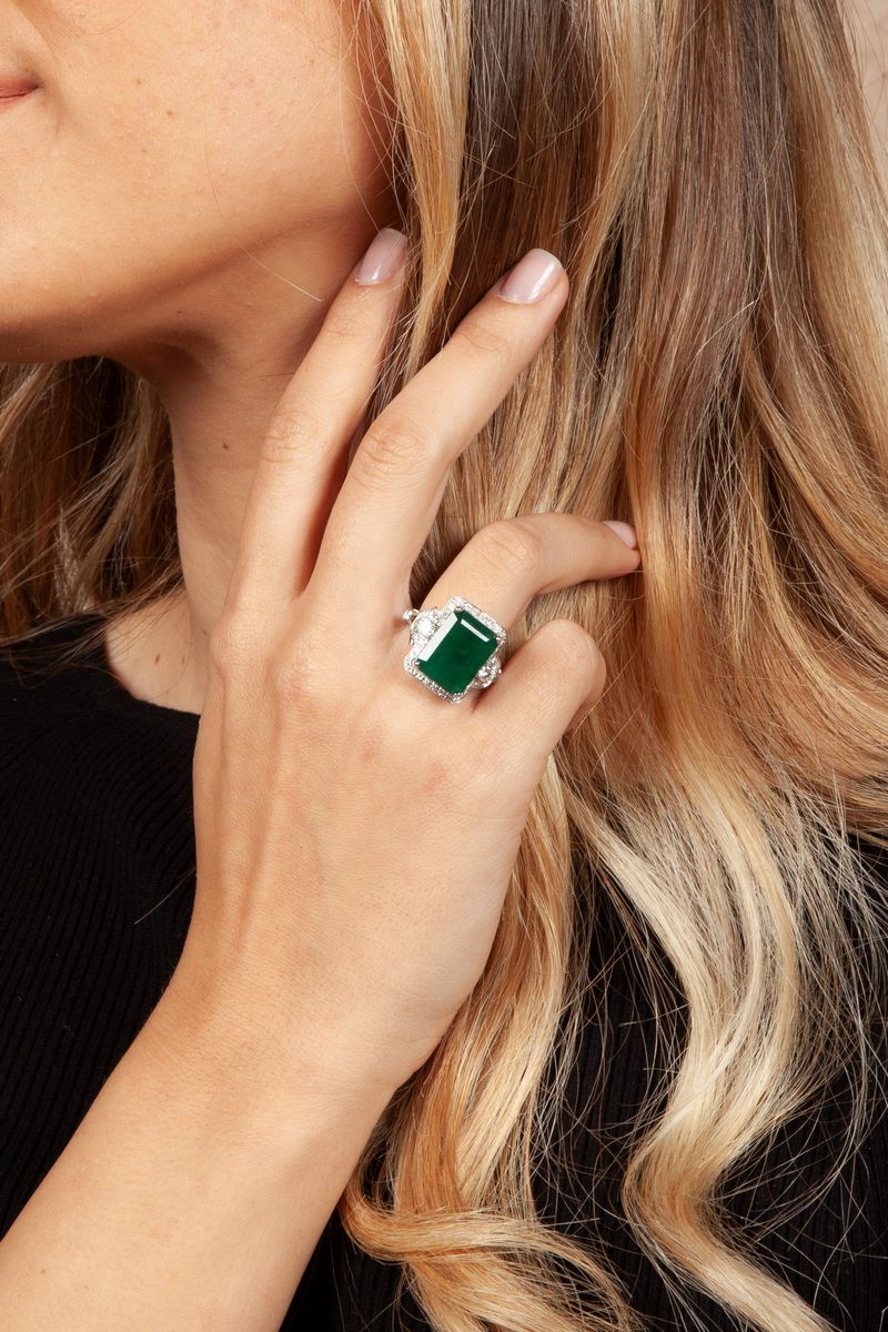 Anello in Oro, Smeraldo e Brillanti