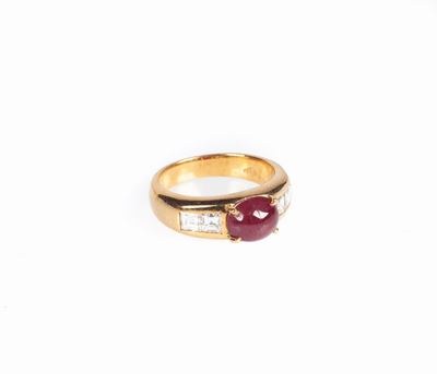 Anello in Oro, Rubino e Diamanti