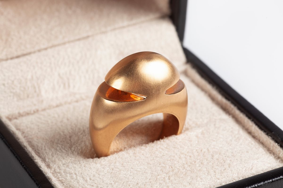 Bulgari - Anello Cabochon in Oro