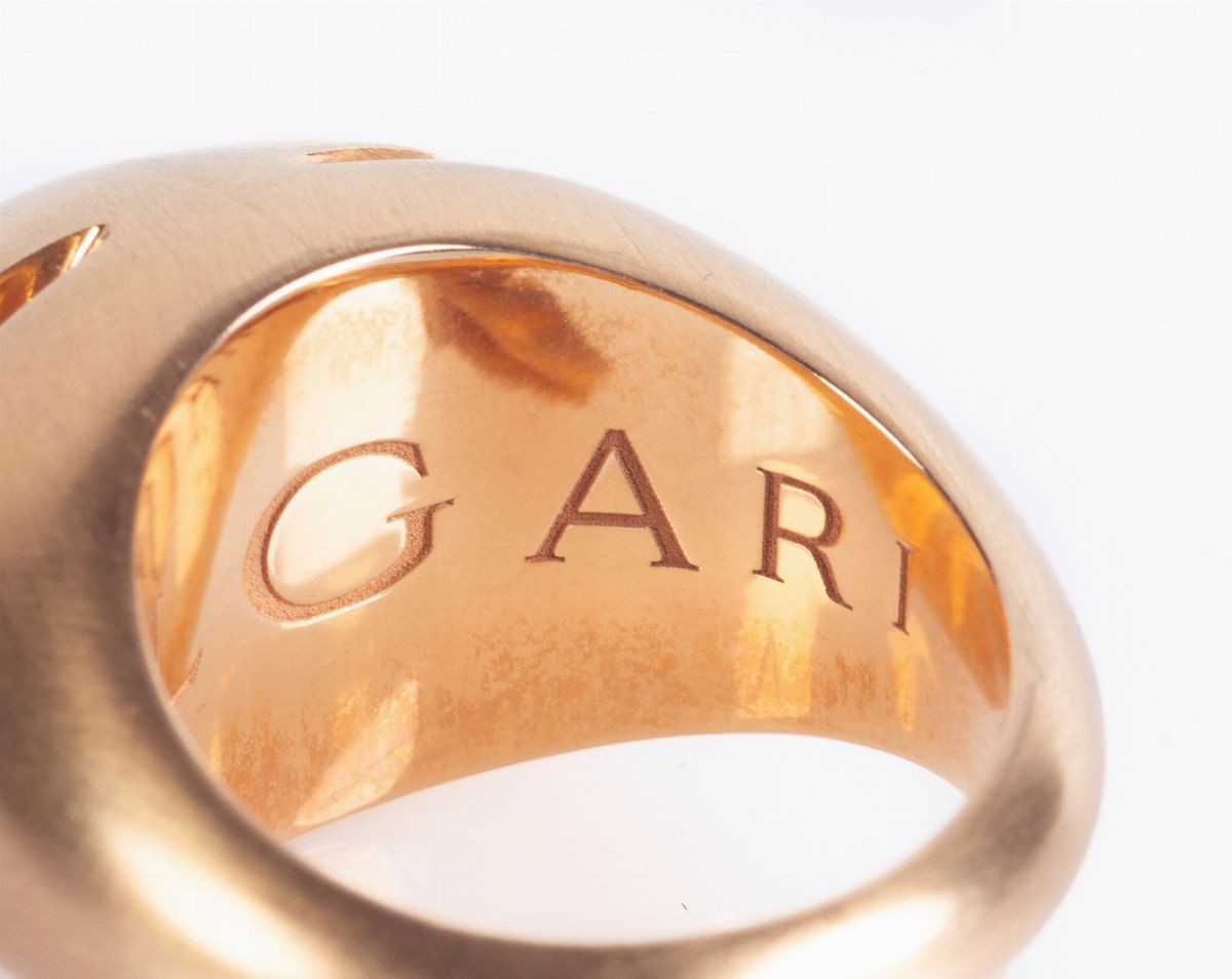 Bulgari - Anello Cabochon in Oro