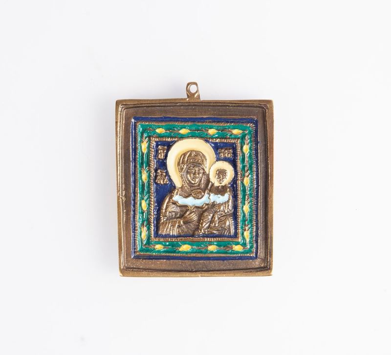 Piccola Icona Pettorale in Bronzo Dorato e Smalti, Russia, XIX Secolo