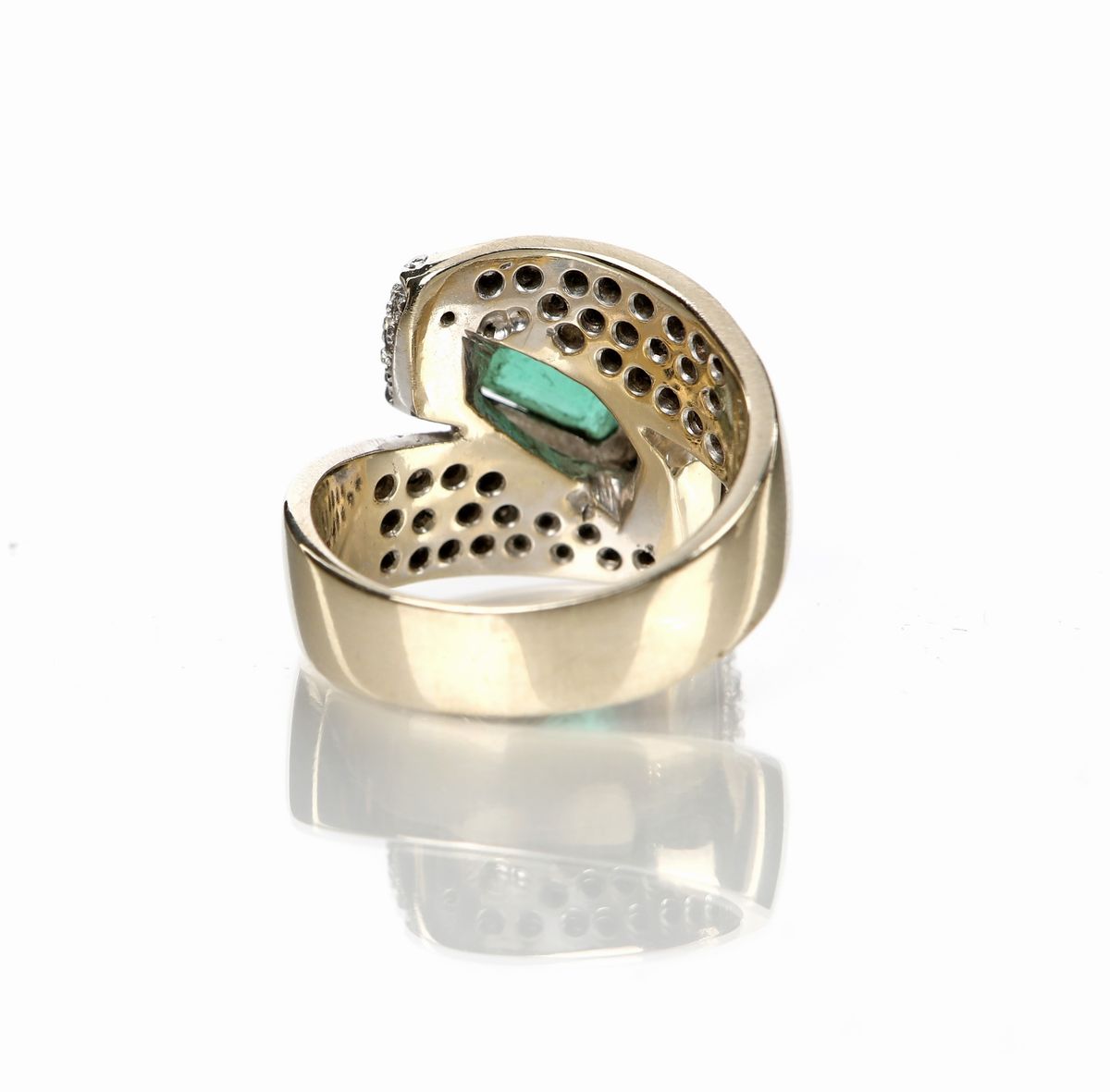 Anello in Oro Bianco Smeraldo e Diamanti