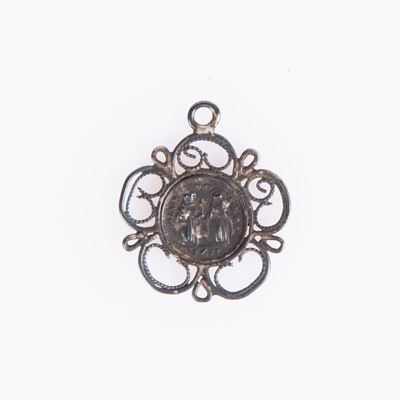 Medaglietta Votiva con 5 Santi in Argento Datata 1671 con Montatura in Filigrana D'argento
