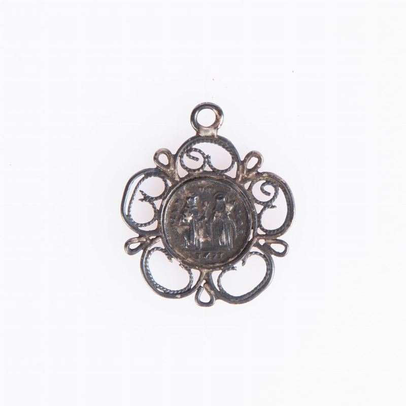 Medaglietta Votiva con 5 Santi in Argento Datata 1671 con Montatura in Filigrana D'argento