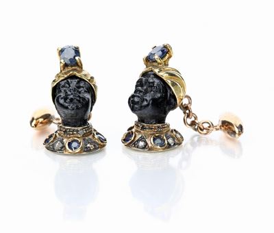 Gemelli Moretto in Oro, Argento Smalto, Zaffiri e Diamanti.