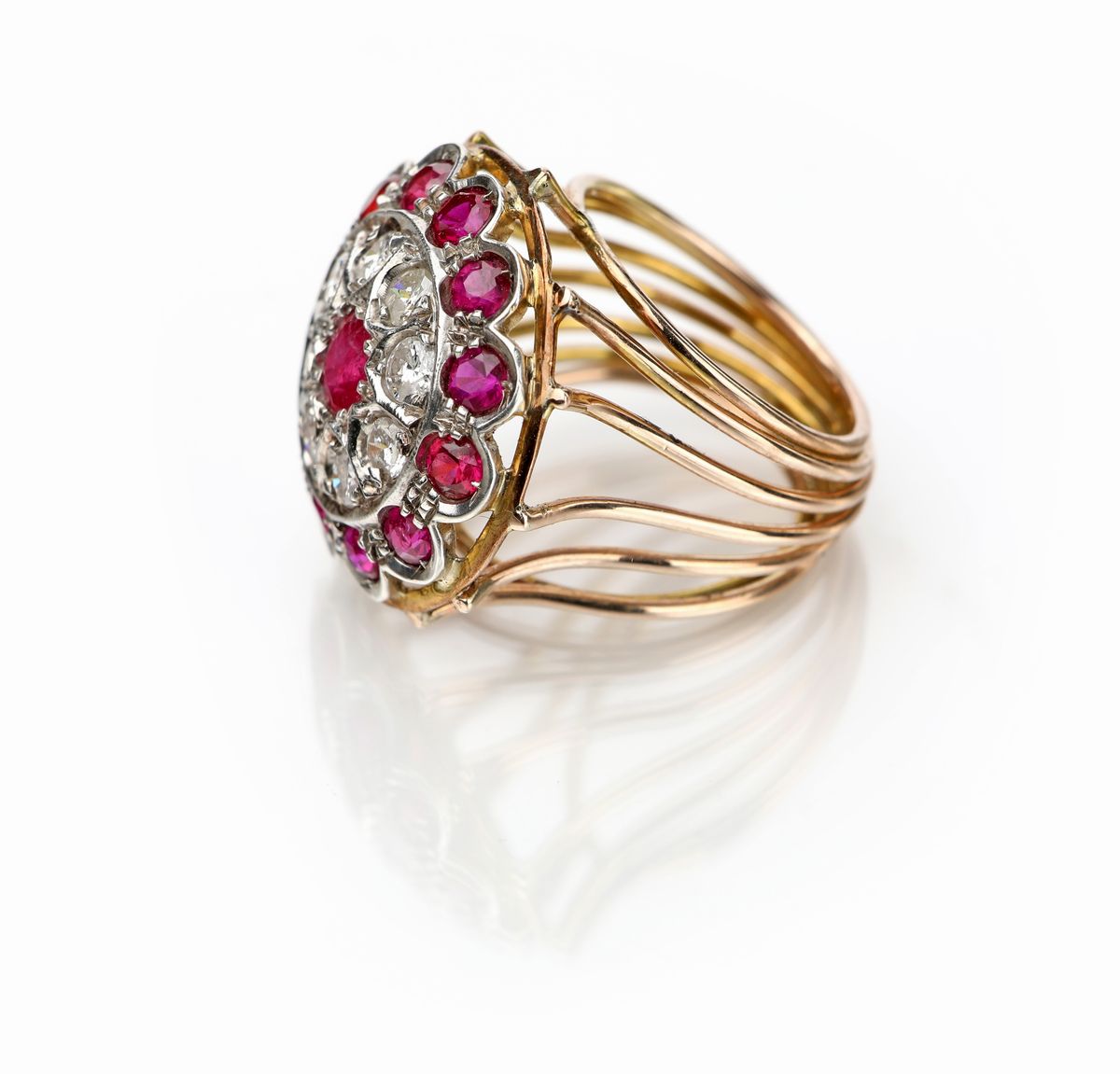 Anello in Oro e Rubini