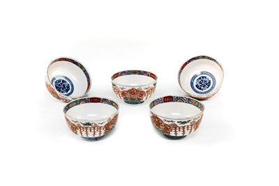 Cinque Tazze in Ceramica Imari