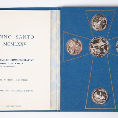 Serie di 5 Medaglie in Argento Commemorative Dell'anno Santo 1975 Coniate dalla Zecca Italiana