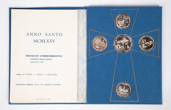 Serie di 5 Medaglie in argento commemorative dell'Anno Santo 1975 coniate dalla Zecca italiana