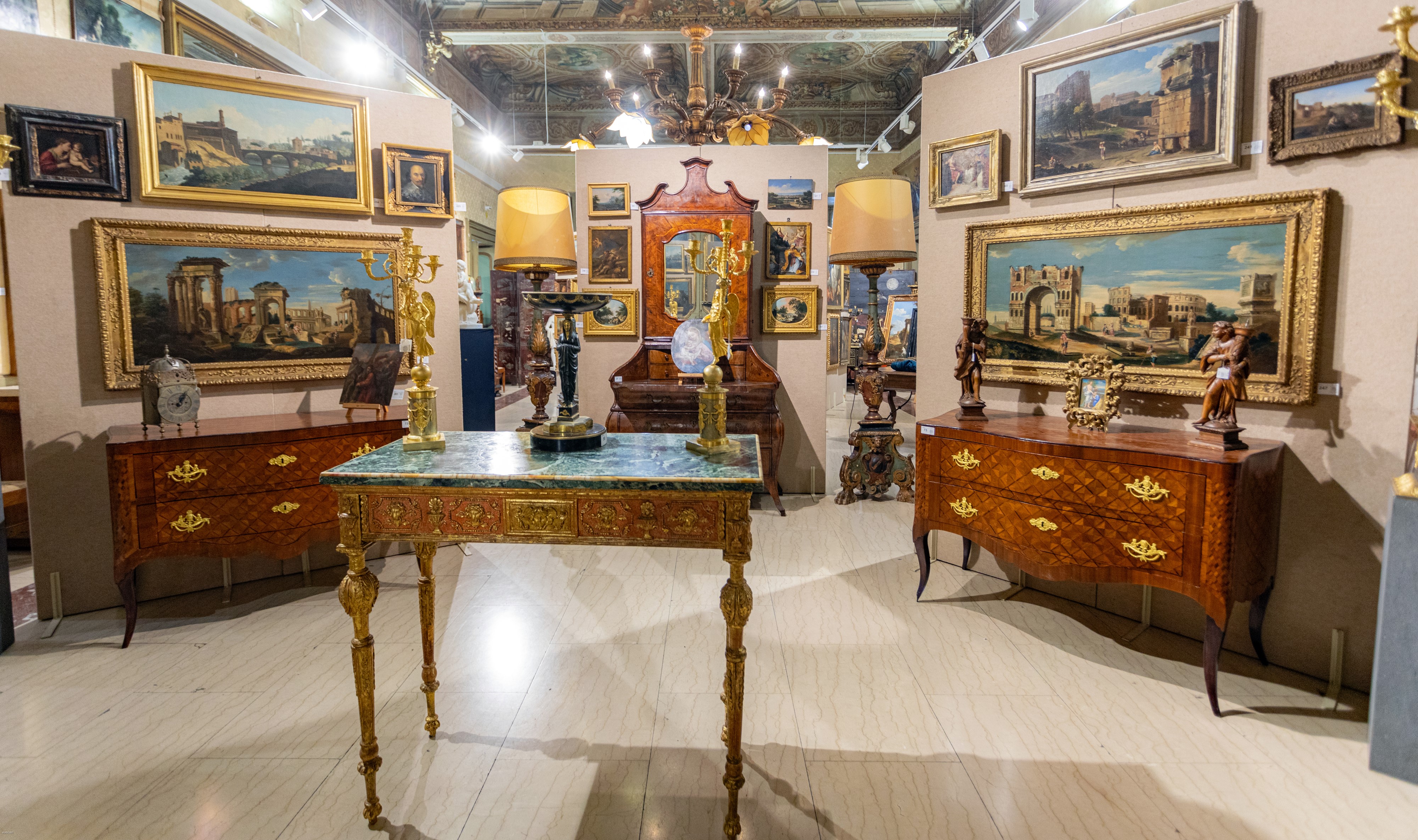 Replica di Orologio a lanterna in ottone con suoneria ad ore al passaggio su campana