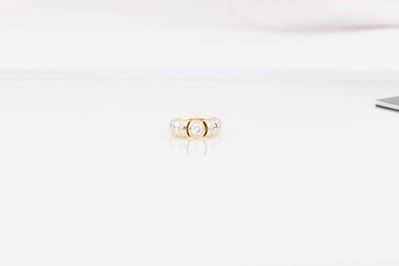 Anello Oro Giallo con Brillante