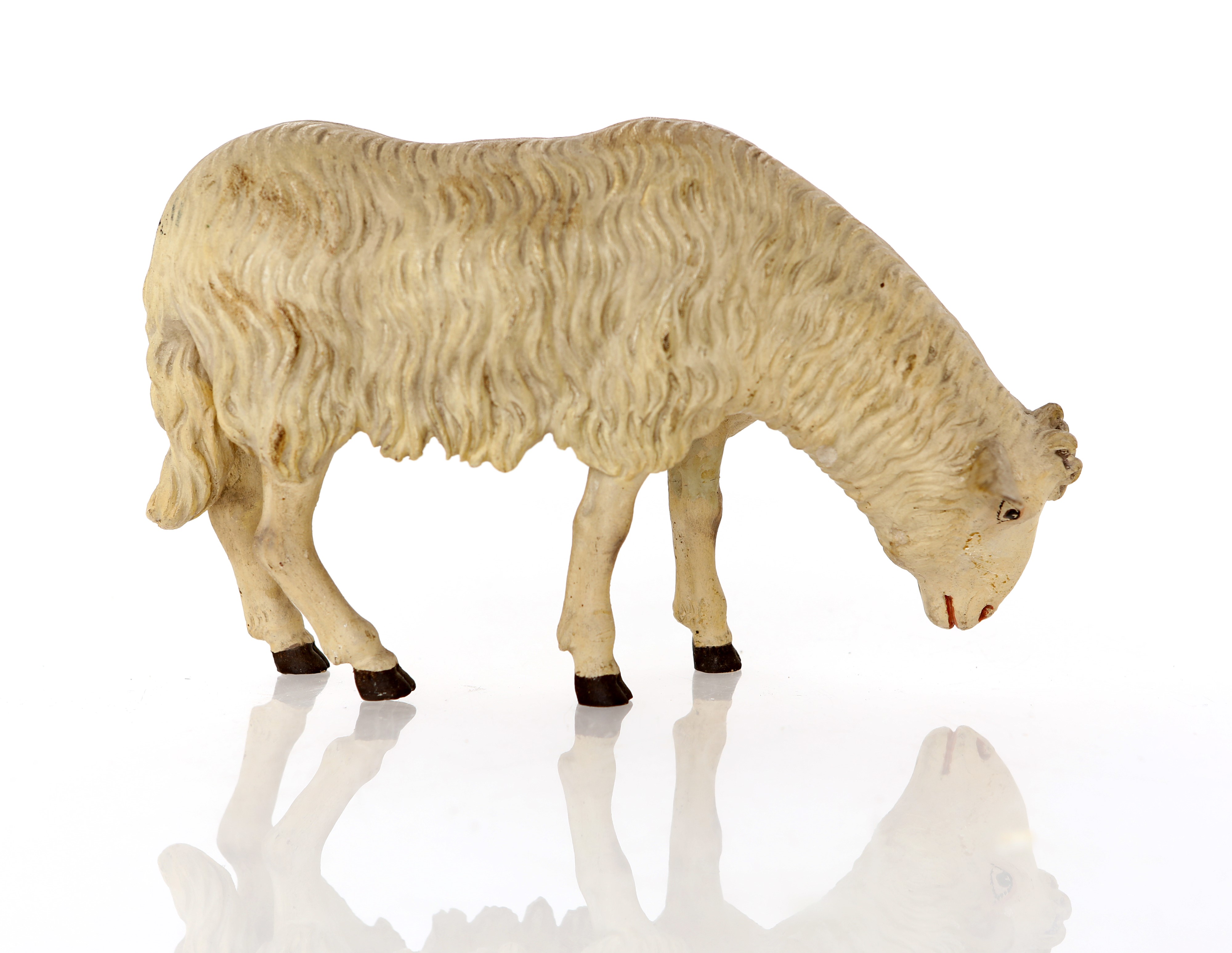 Grande figura di pecora in terracotta policroma