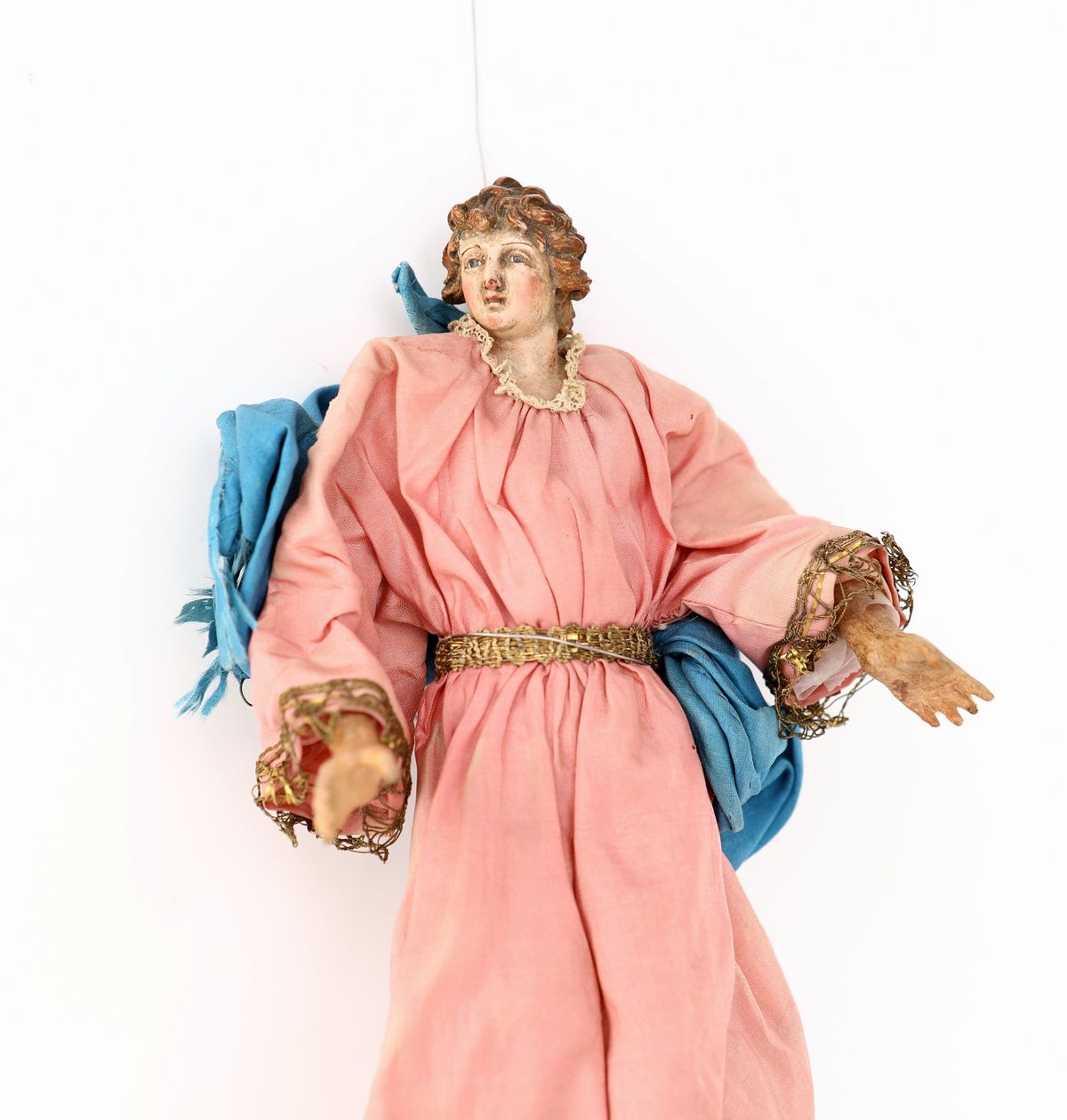 Angelo con Tunica Rosa