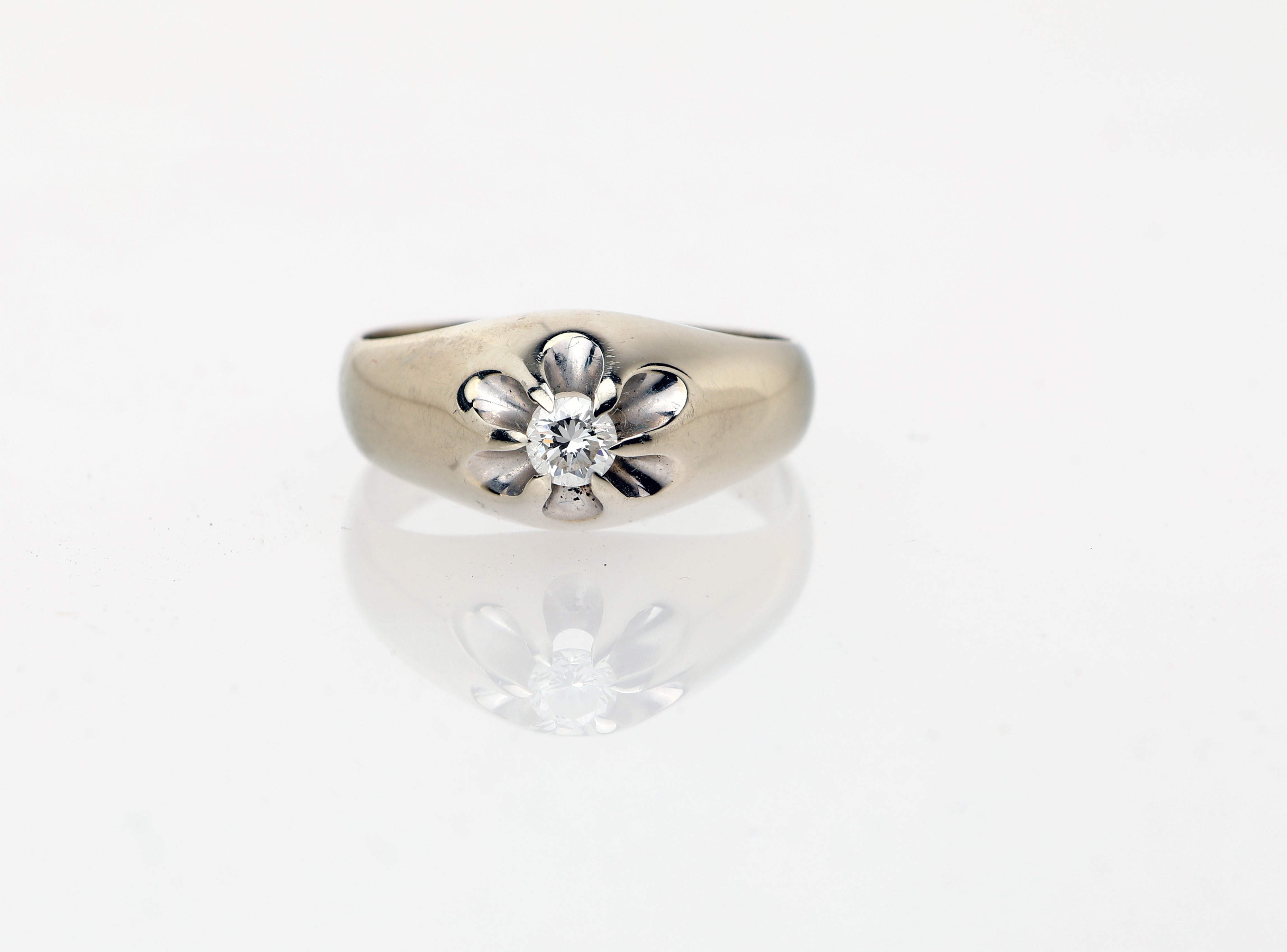 Anello a Sigillo in Oro e Diamante