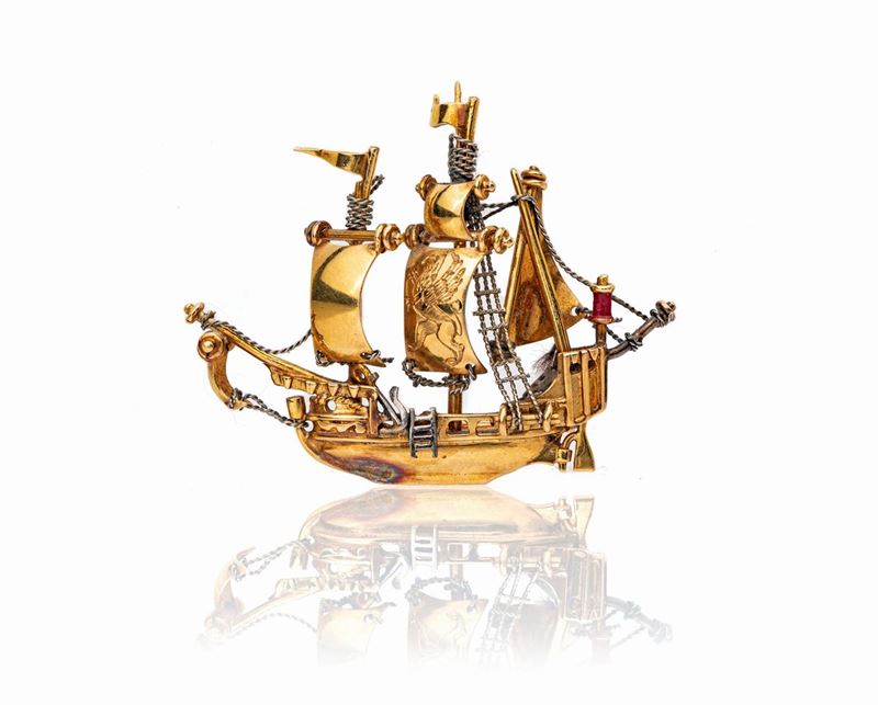 Spilla a Caravella in Oro