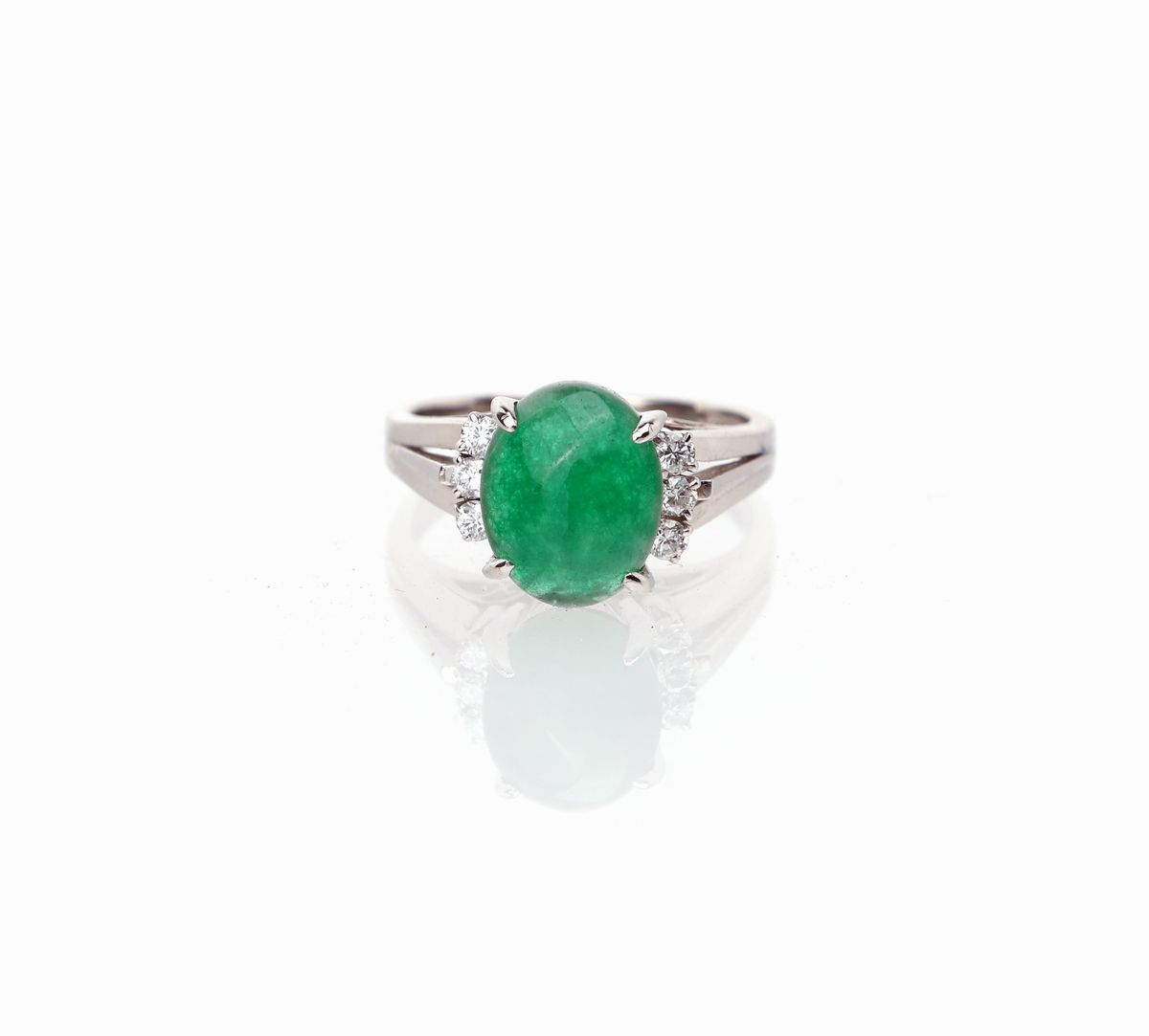 Anello in Platino, Giada e Brillanti