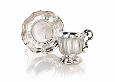 Tazza e Piattino in Argento, Parigi, Metà del XIX Secolo, Argentiere Martial Fray (1849 - 1861)