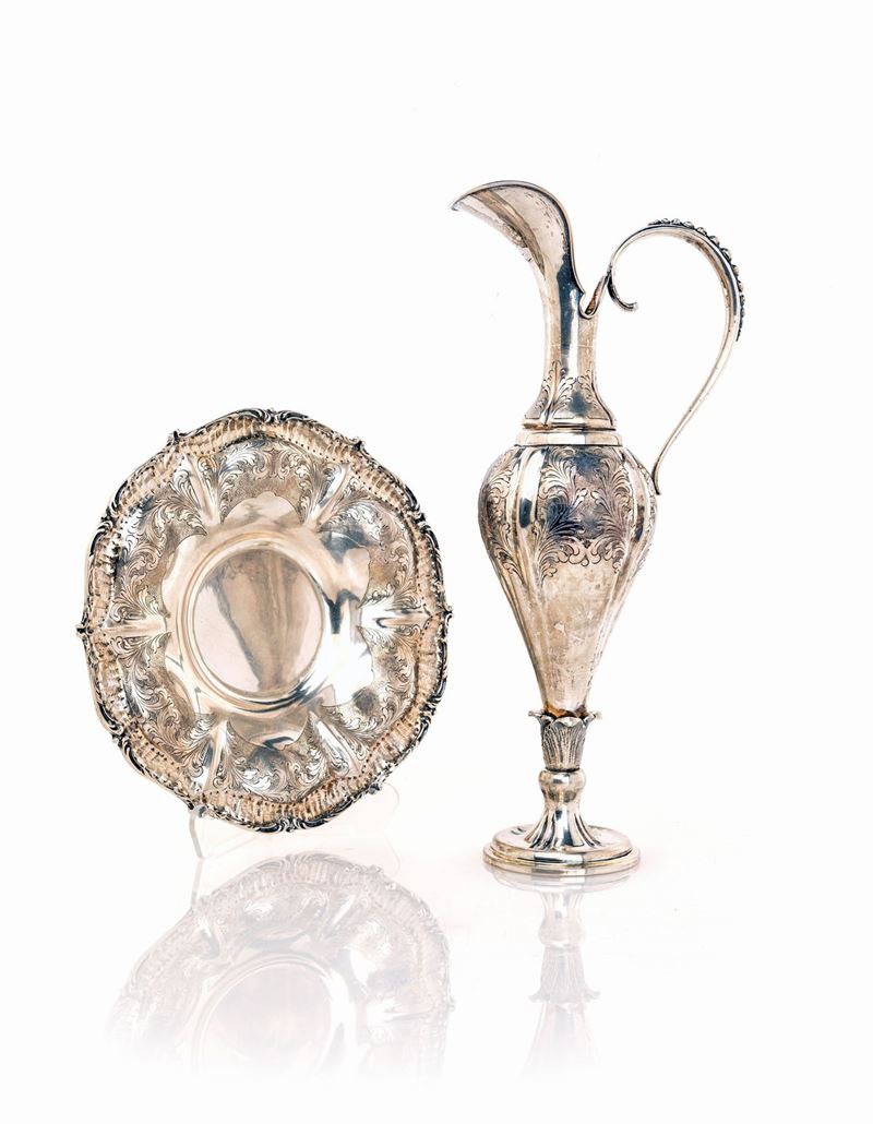 Versatoio con Piatto in Argento