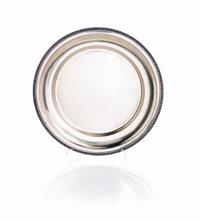 Piatto in Argento con Profilo a Palmette
