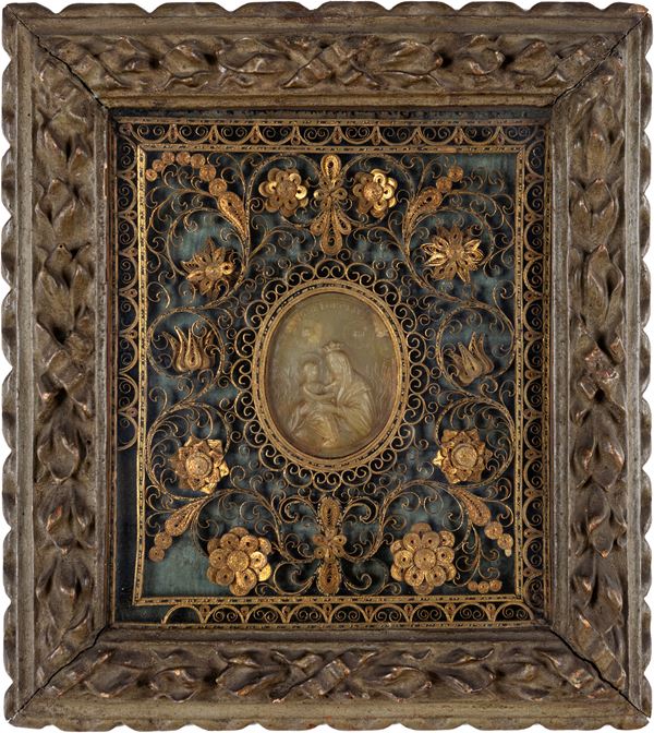 Agnus Dei in cera con cornice in legno intagliato e dorato, XVIII/XIX secolo