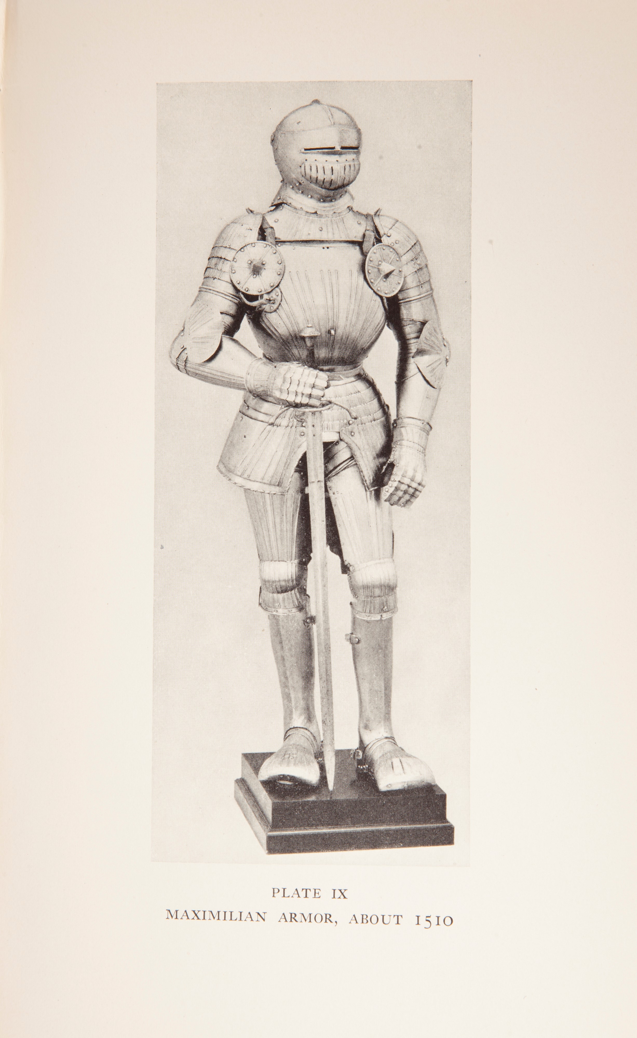 Lotto 3 opere; Bashford Dean - Catalogue of European Arms and Armor. The Metropolitan Museum of A...