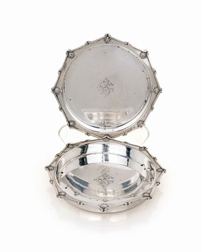Coppia di Sottobottiglia in Argento, Vienna 1880 Ca.
