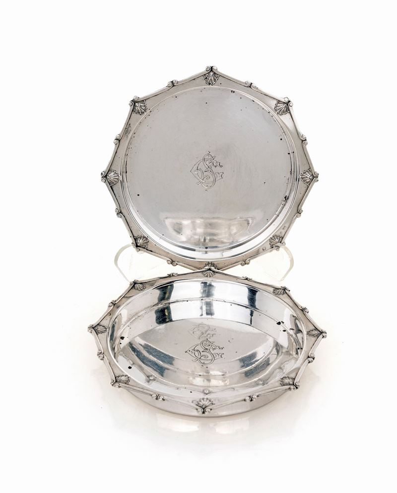 Coppia di Sottobottiglia in Argento, Vienna 1880 Ca.