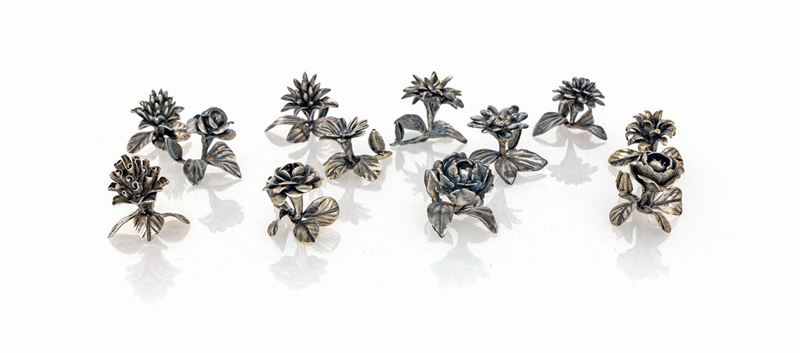 Dodici Segnaposto in Argento a Forma di Fiore, Bottega Mortet, Roma