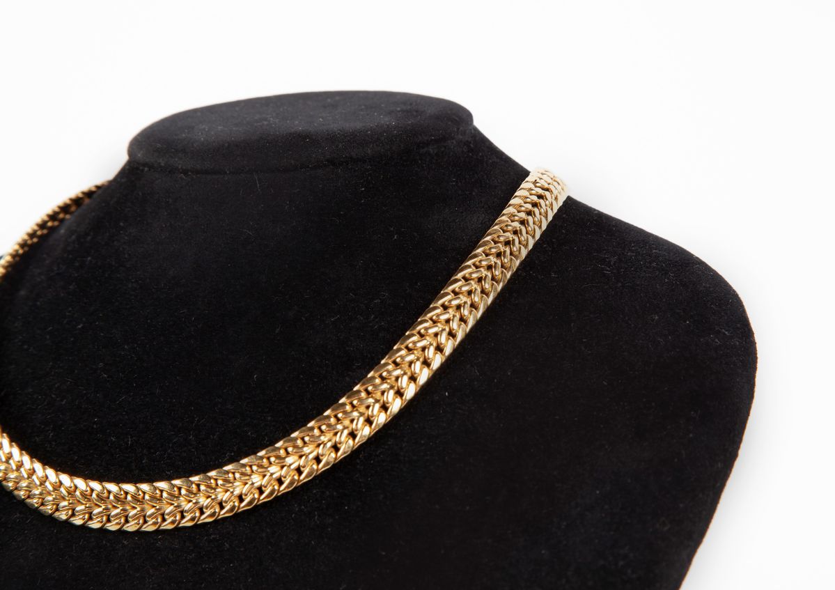 Collana Girocollo in Oro a Maglia
