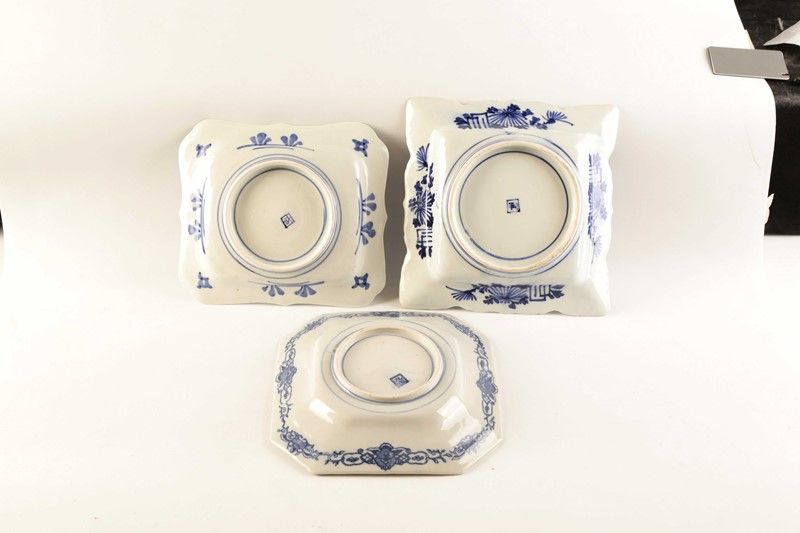 Tre Piatti da Portata in Ceramica Smaltata