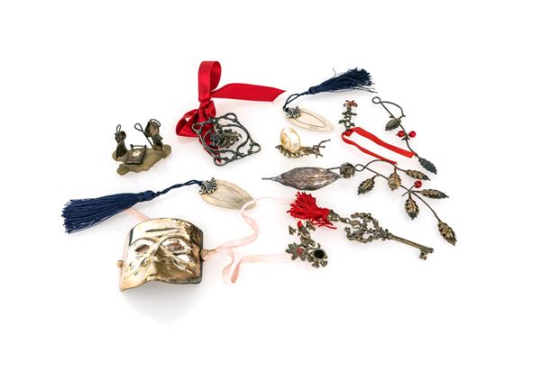 Lotto composto da vari piccoli oggetti e frammenti in argento  - Asta Argenti Antichi e da Collezione - Casa d'Aste Arcadia