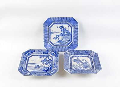 Tre Piatti da Portata in Ceramica Smaltata