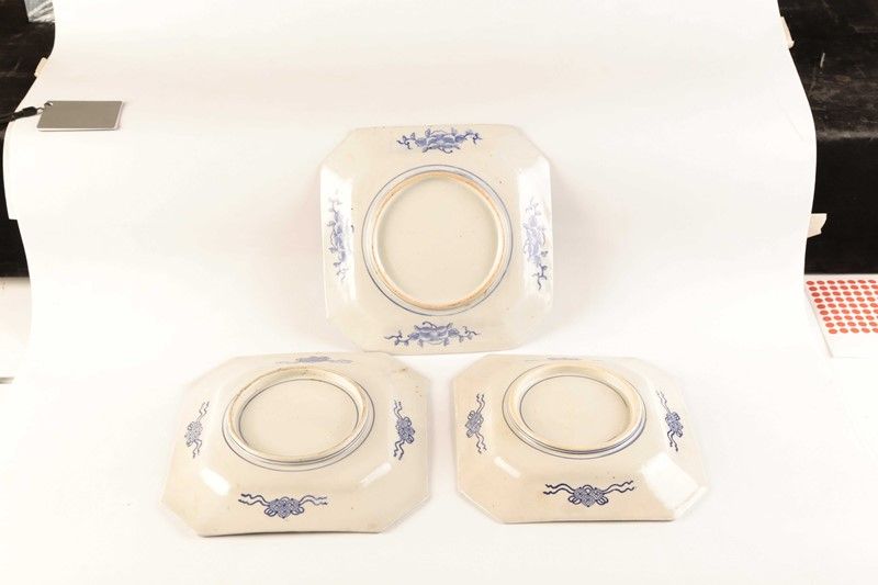 Tre Piatti da Portata in Ceramica Smaltata