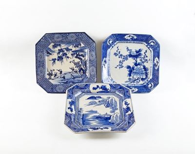 Tre Piatti da Portata in Ceramica Smaltata