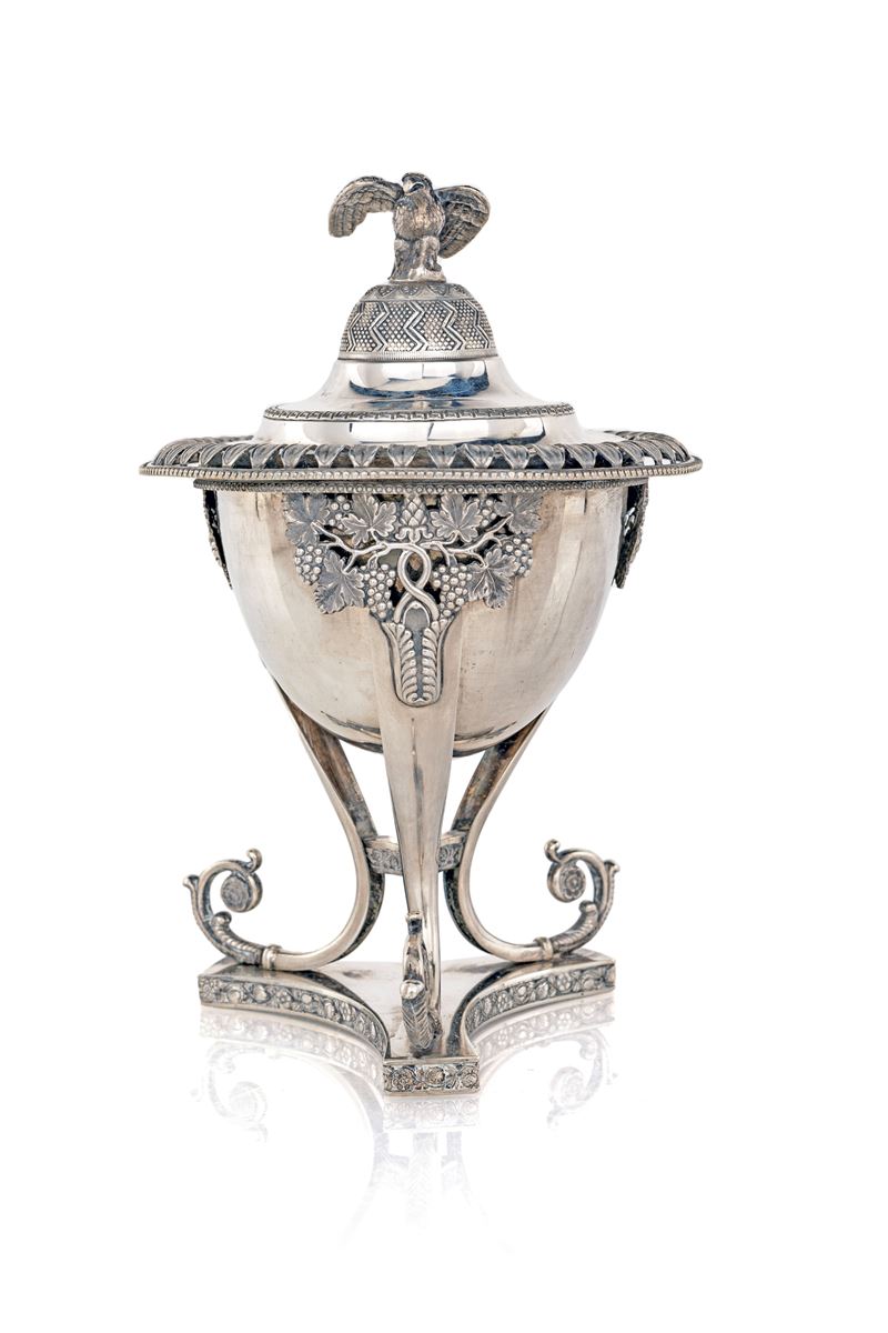Zuccheriera in Argento con Coperchio, Milano 1840 Ca., Argentiere Luca Franceschini