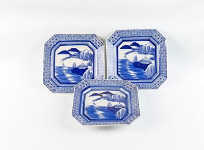 Tre Piatti da Portata in Ceramica Smaltata